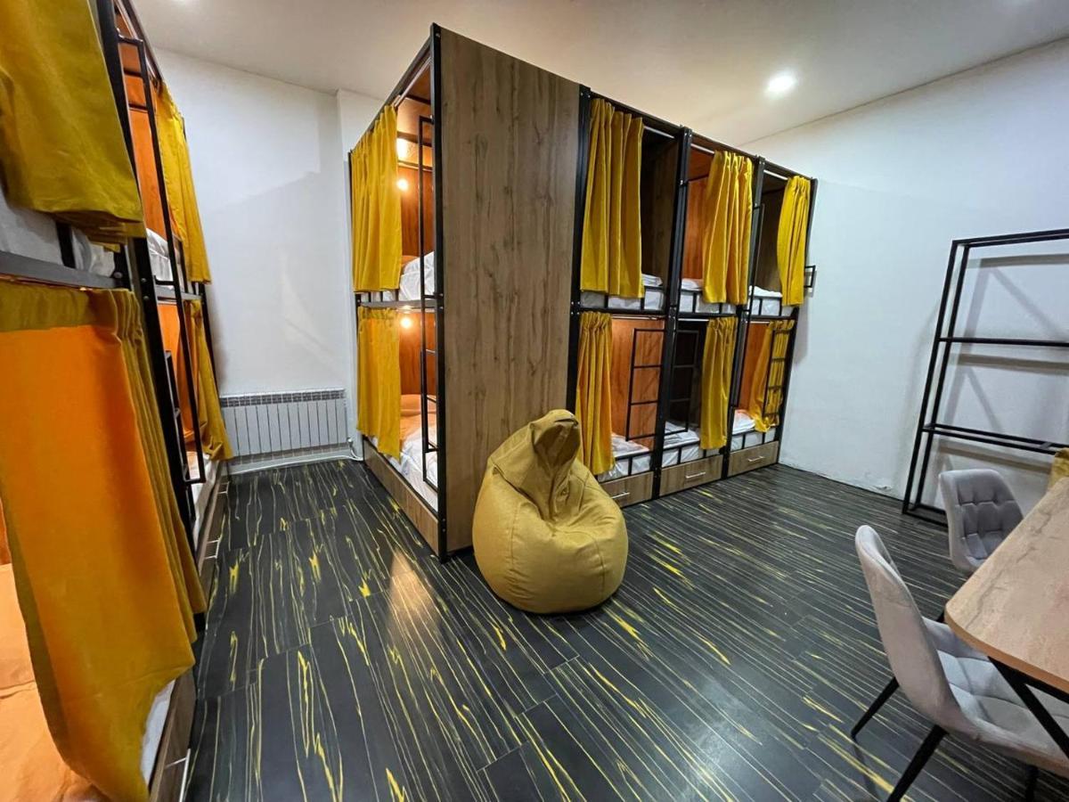 Flats Hostel アスターナ エクステリア 写真