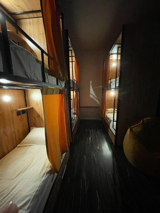 Flats Hostel アスターナ エクステリア 写真