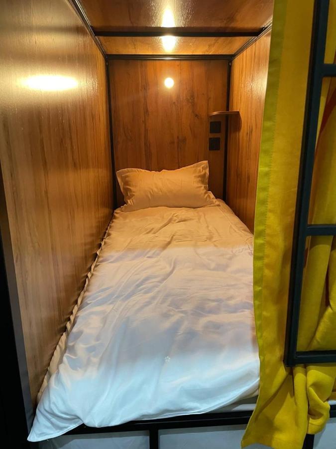 Flats Hostel アスターナ エクステリア 写真
