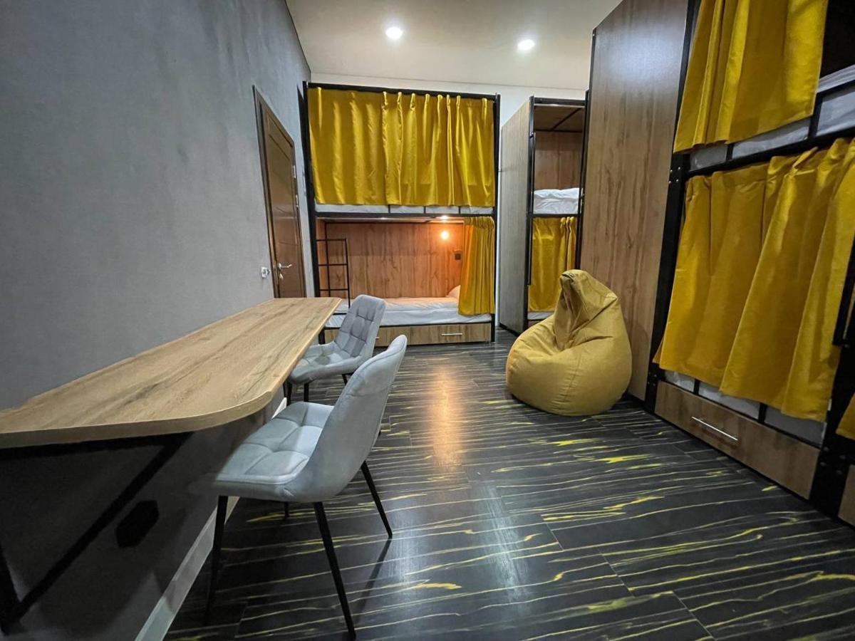 Flats Hostel アスターナ エクステリア 写真