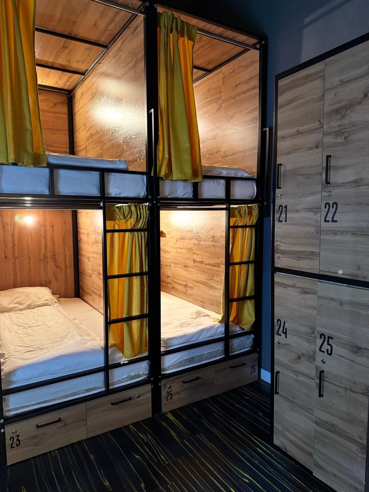 Flats Hostel アスターナ エクステリア 写真
